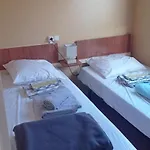 Le Figuier Mobil 6 Personnes Le Bel Air En Quercy *